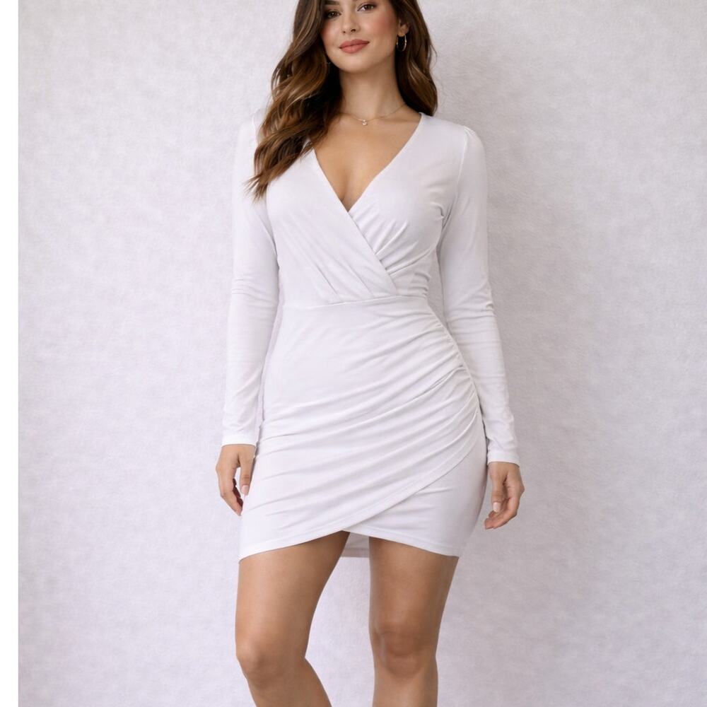 Sarin Mathews White Long Sleeve Wrap Dress – Size Medium – New With Tags